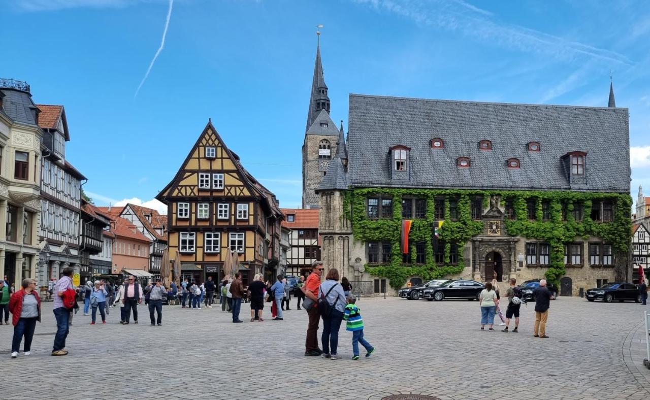 Fewo Otto- Sanierte Ferienwohnung Im Einzeldenkmal Quedlinburg Exterior photo